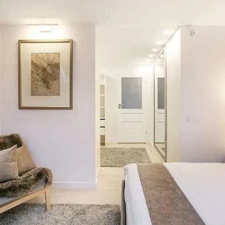 Apartment Luxury For Everyone - Hills Park Lux 3 *