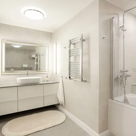 Luxury For Everyone - Hills Park Lux 3 *